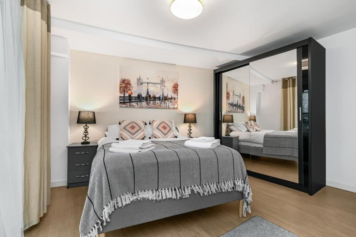Modern 1 Bedroom Apartment In Woking Town Centre Exteriér fotografie